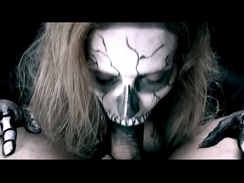 ❤️ Ragazza demone che succhia il cazzo con la sua bocca nera e ingoia lo sperma ️❌ Super sessoal it.bookland.top ☑